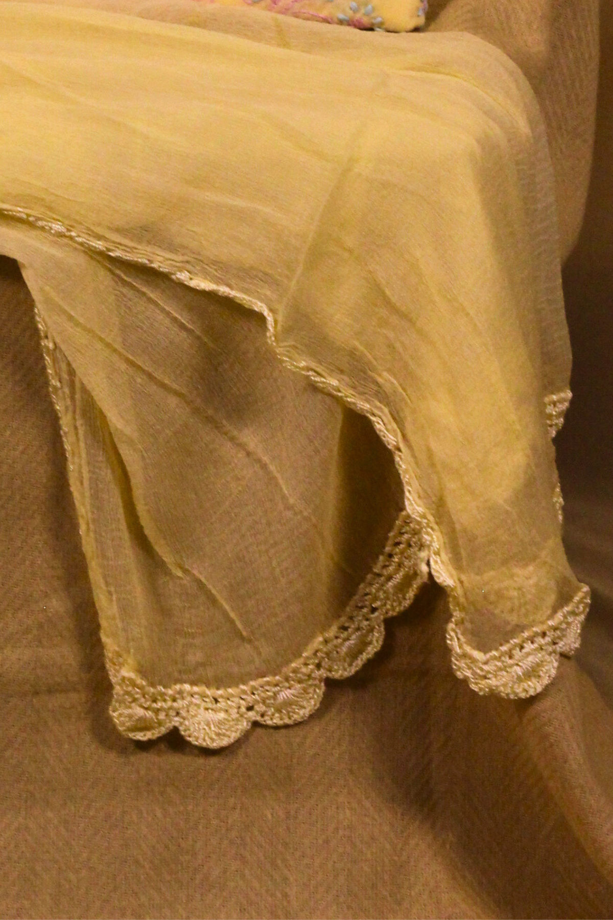 Chikankari Contrast Embroidered Suit Set