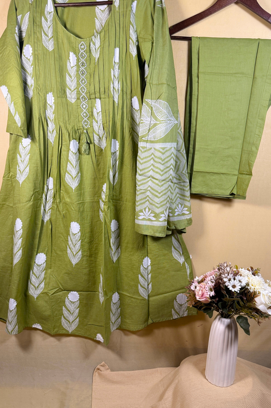 Cotton Suit Set with White Feather Print