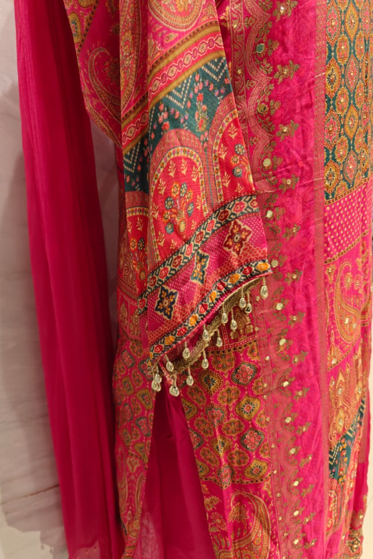 Jaipuri Print Chinon Suit Set with Bead Tassels