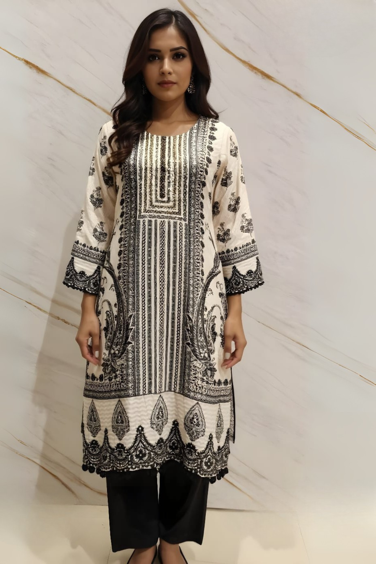 Monochrome Mul Cotton Printed Suit Set
