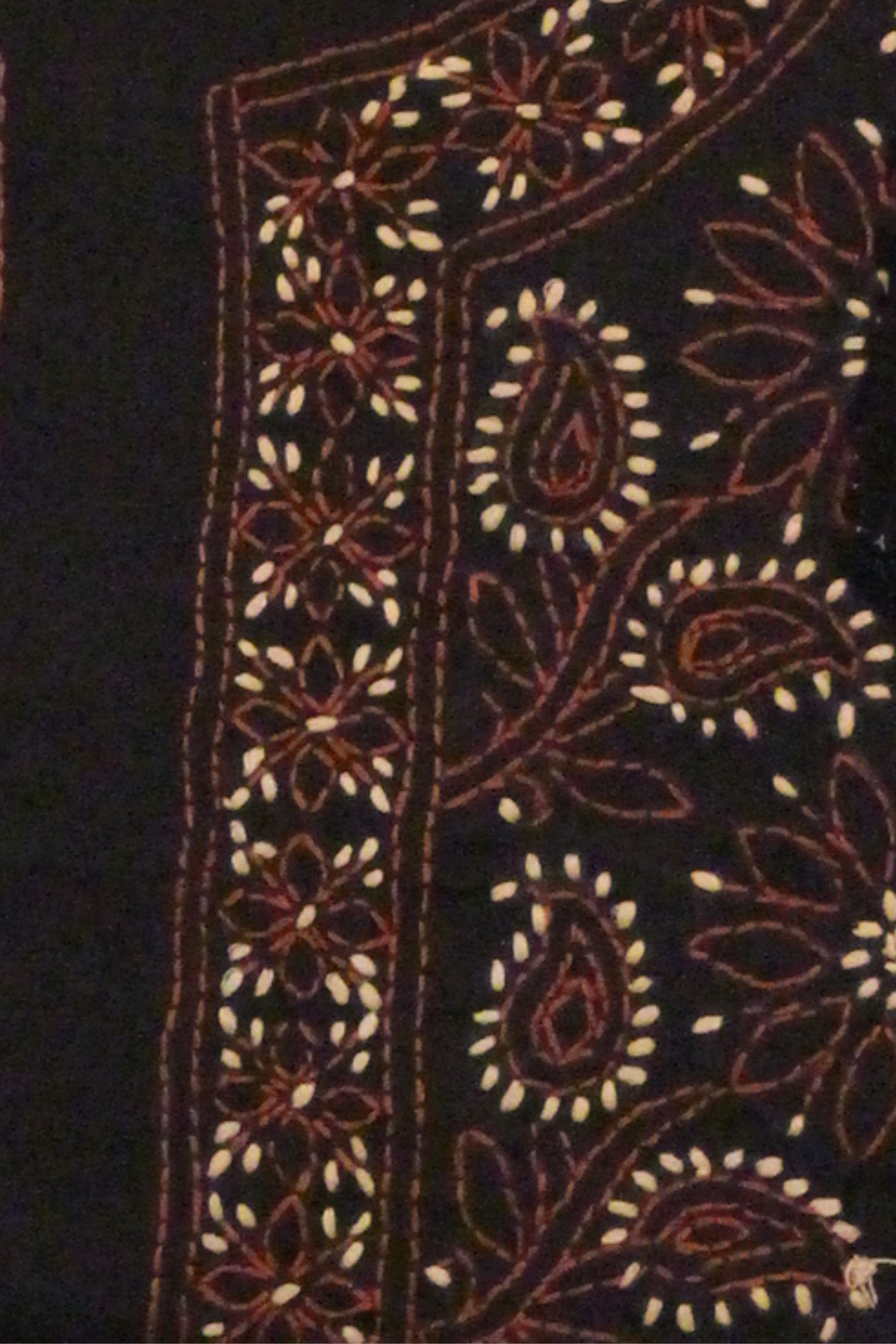 Chikankari Contrast Embroidered Suit Set