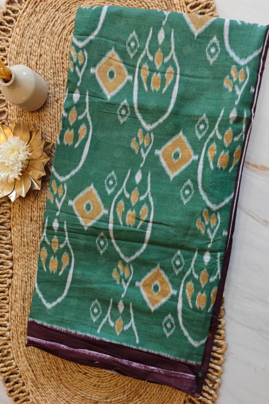 Green Geometric Ikkat Cotton Saree