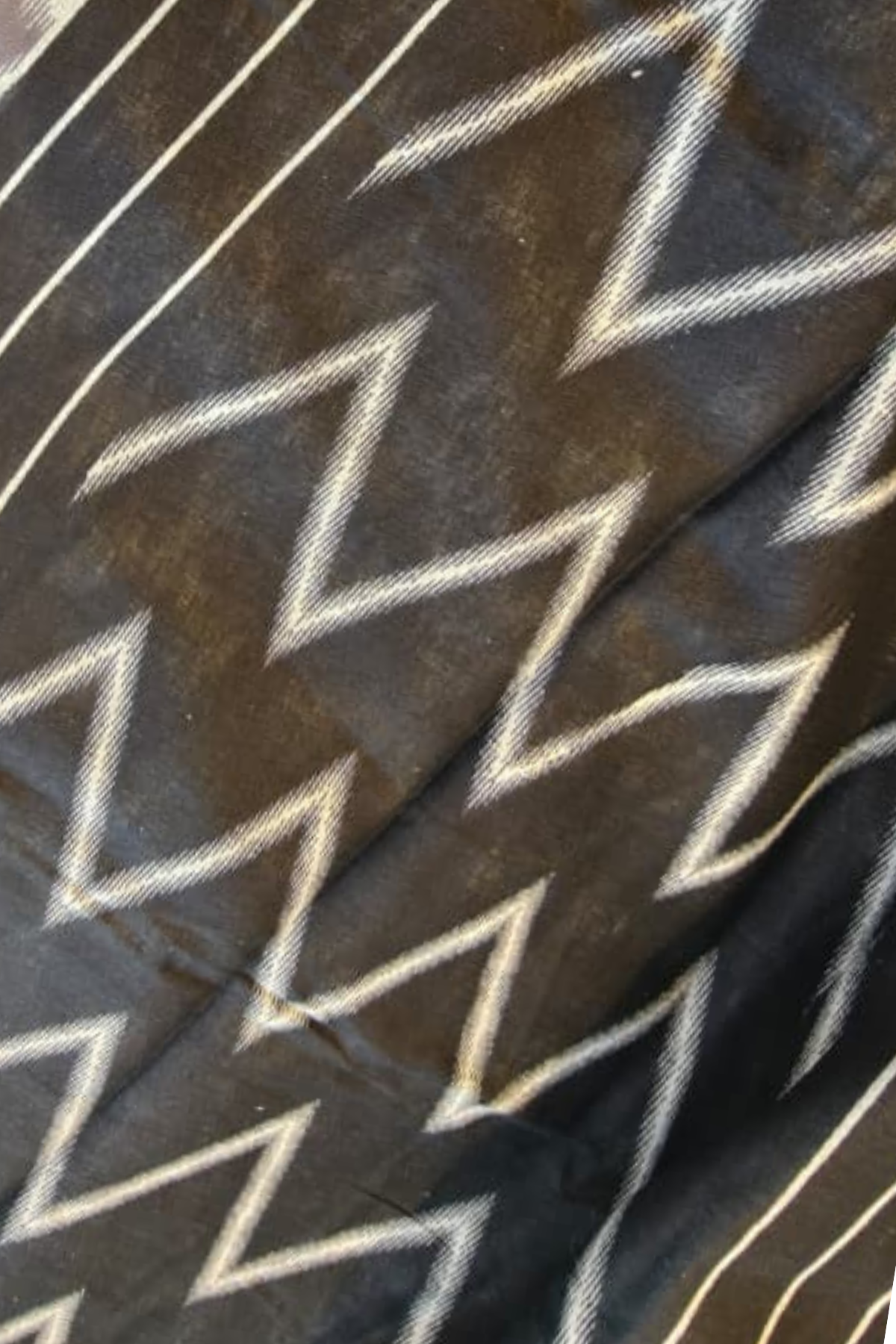 Black multicolour Ikkat Cotton Saree